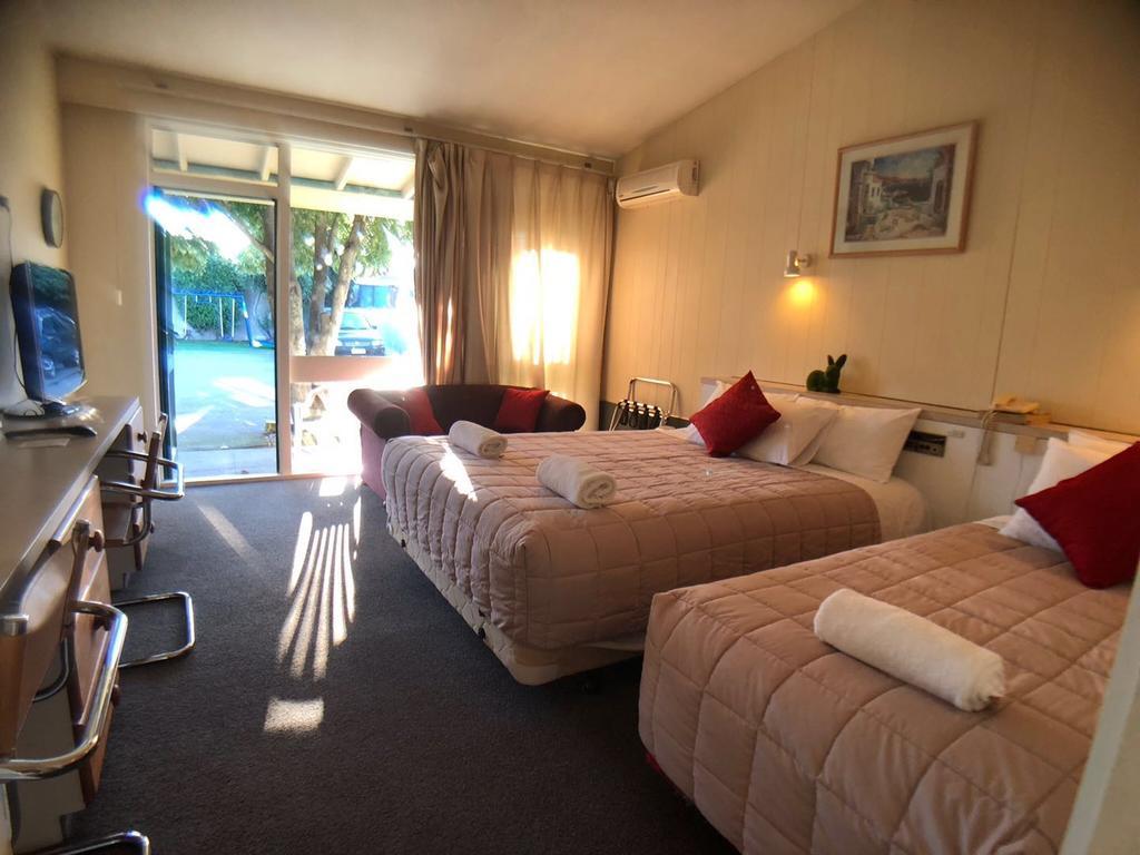 Tui Lodge Motel Крайстчёрч Экстерьер фото